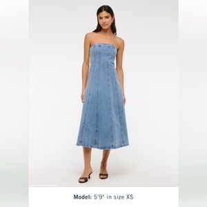 The A&F Mila Strapless Denim Midi Dress